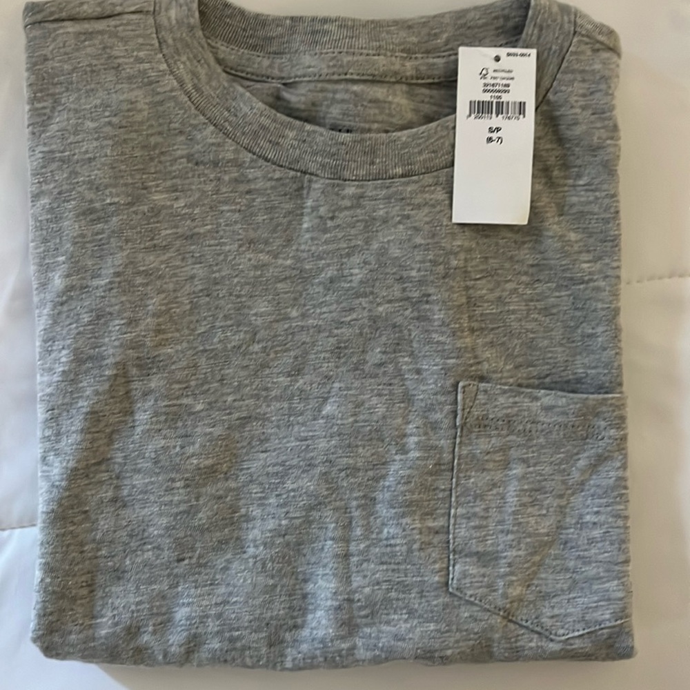 COPY - Gap Boys BNWT Gray Short Sleeve T-Shirt.
